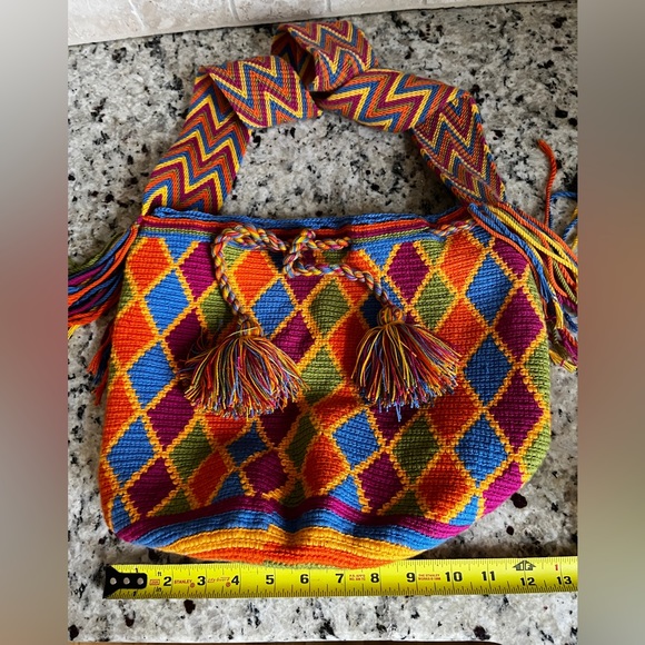 Wayuu Bucket Bag Hand-Woven Bohemian Groovy Chic Hand-Made Rainbow Colored - Picture 14 of 16